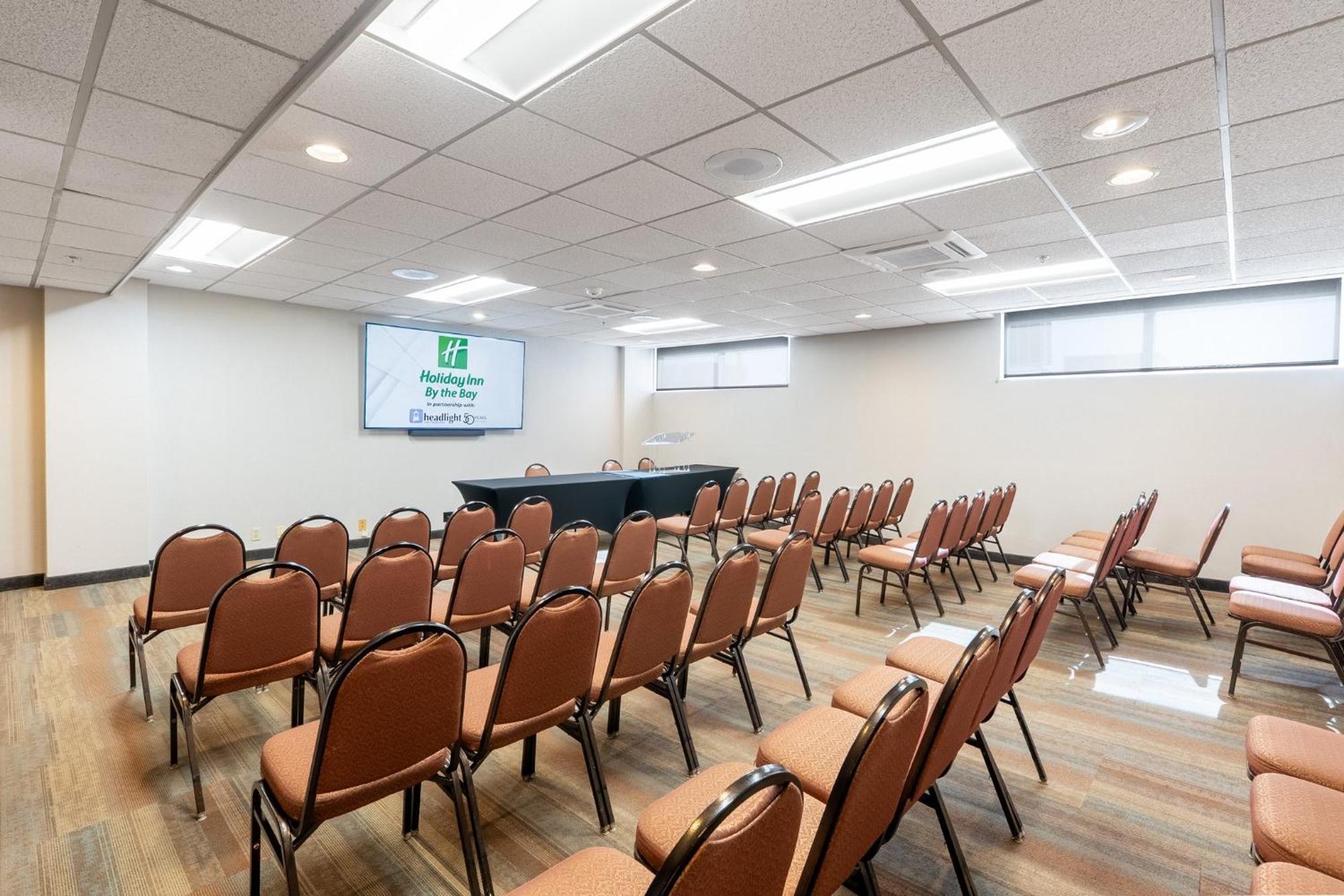Holiday Inn Portland-By The Bay By Ihg Экстерьер фото